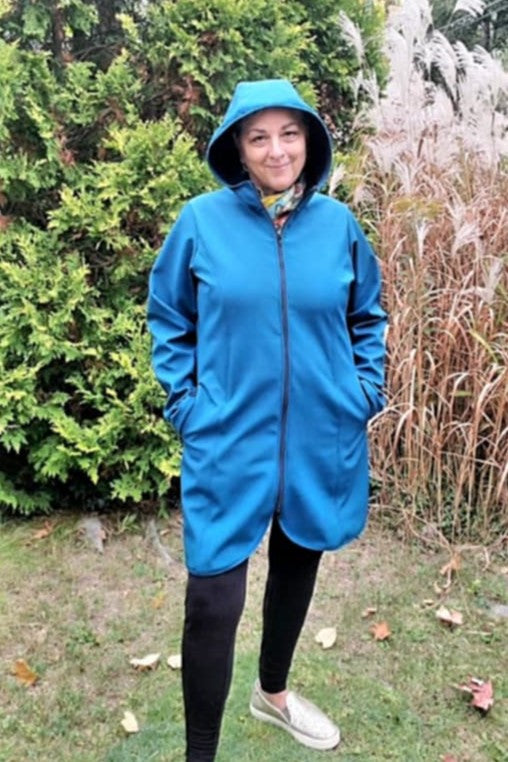 breathable waterproof wickable windproof made in Canada recycled fabric ykk zippers transformative teal fleecelined