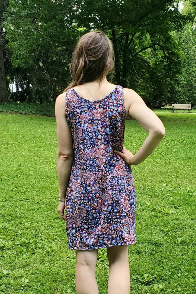 V-neck, knee-length summer print dress, wrinkle free